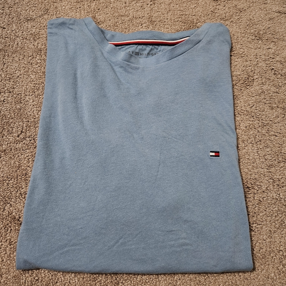 Men's shirt
